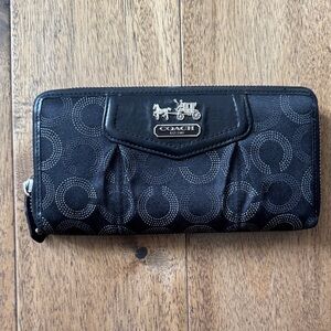 Coach Black Circle Pattern Wallet